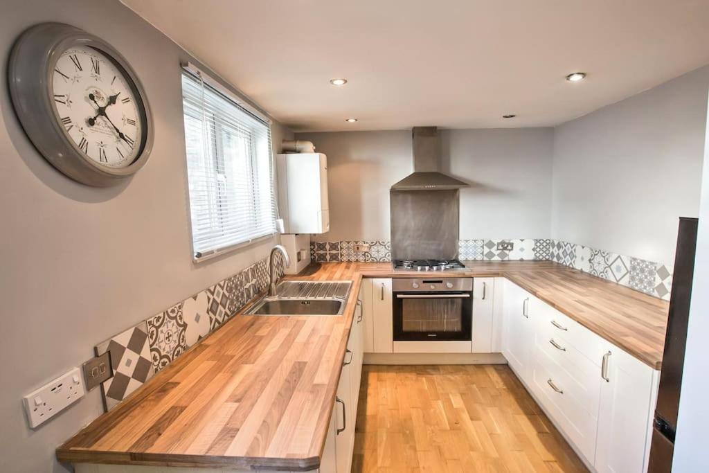 Charming Apartment In Deal Near The Beach & Town Dış mekan fotoğraf